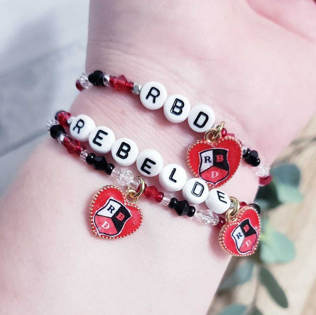 Diseño rebelde: Pulsera inspirada en cadenas de moto - MotoVenta